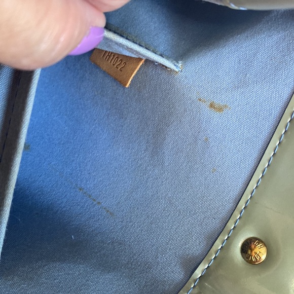 Authentic Louis Vuitton Houston Blue Green Patent Leather Vernis Tote Bag - Picture 15 of 16